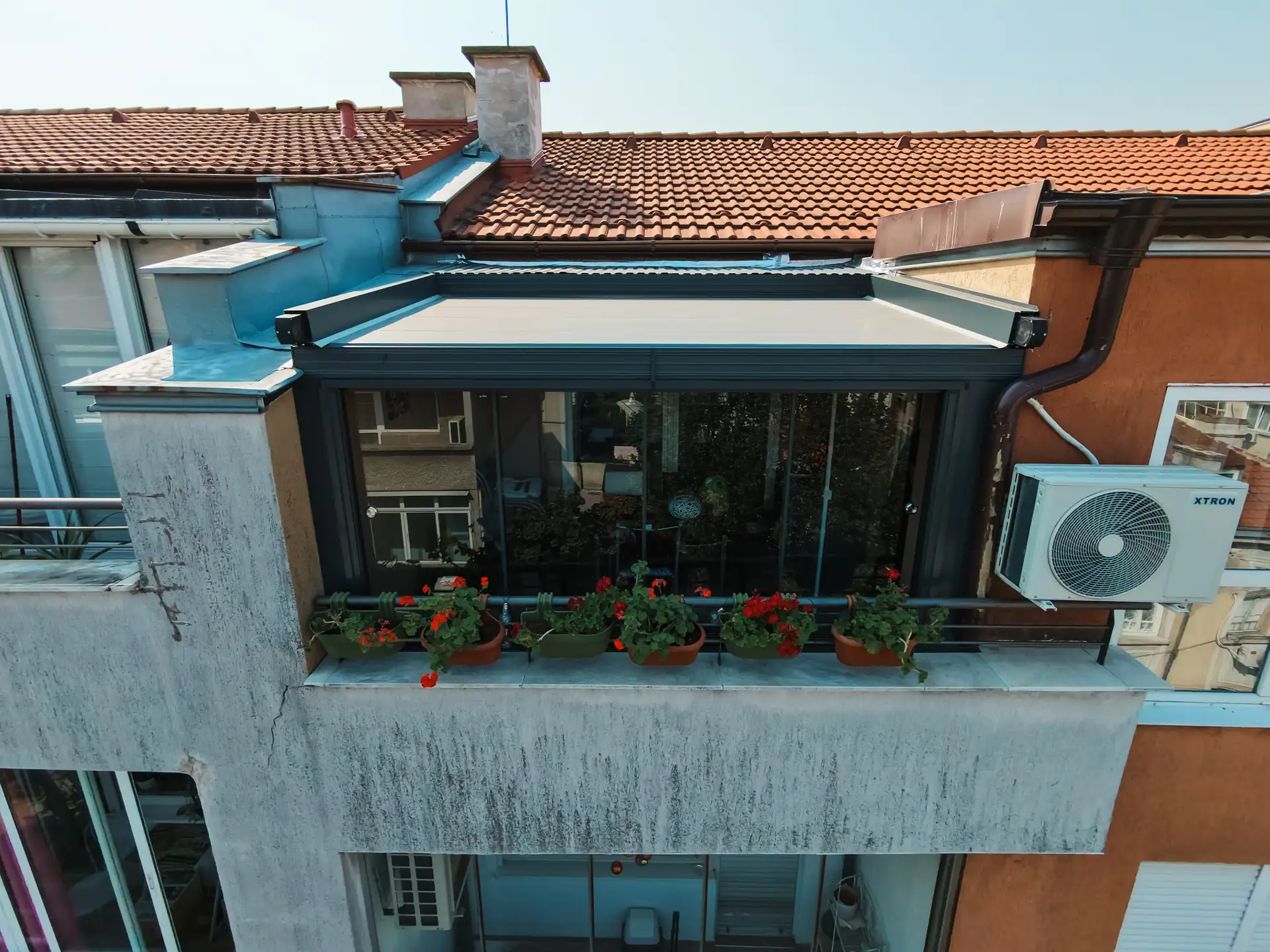Classic pergola with sliding glazing